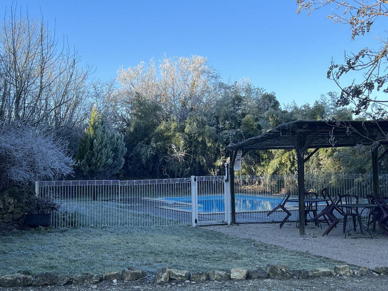 Maison - 450 m² - 10 pièces