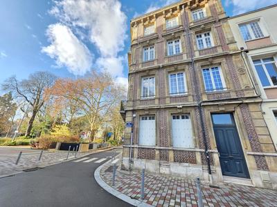 Appartement ancien - 27 m² - 1 pièce