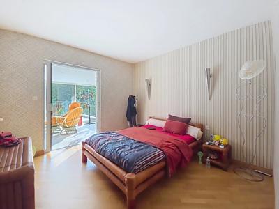 Maison - 174 m² - 7 pièces