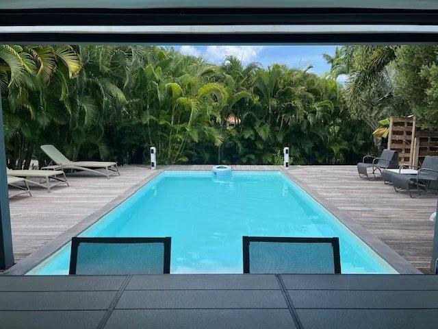 Maison - 117 m² - 4 pièces