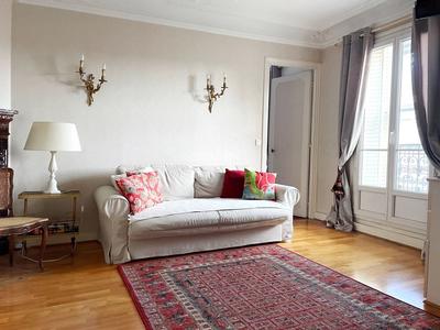 Appartement - 70 m² - 4 pièces