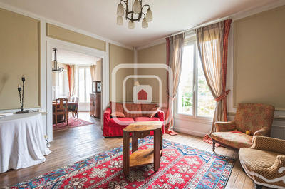 Maison - 185 m² - 7 pièces