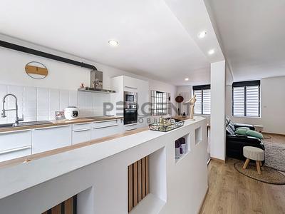 Maison - 149 m² - 6 pièces