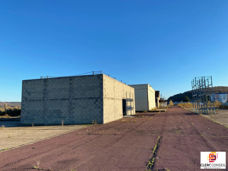 Local d'activités - 4 447 m²