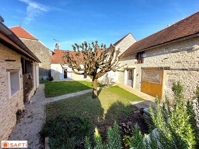 Maison - 179 m² - 6 pièces