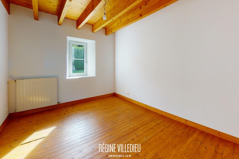 Maison en pierre - 110 m² - 6 pièces
