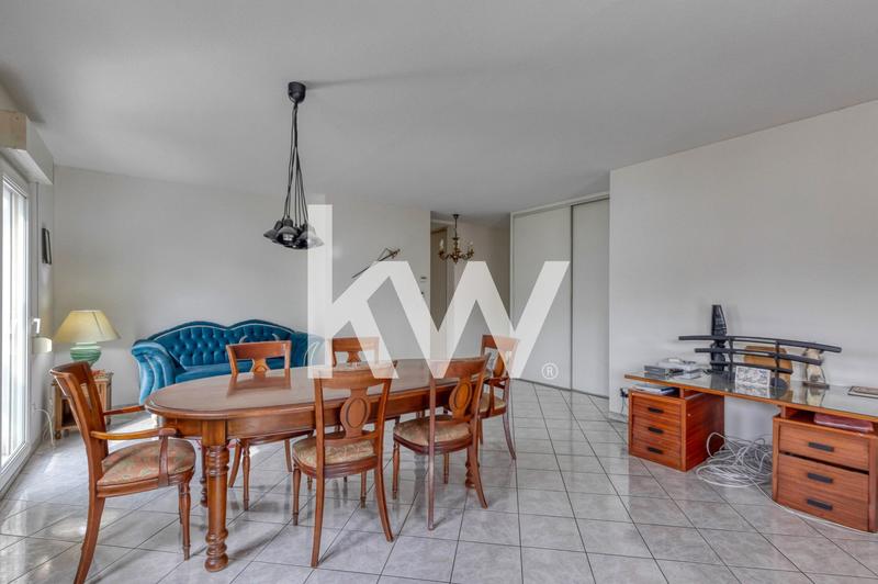 Appartement - 111 m² - 4 pièces