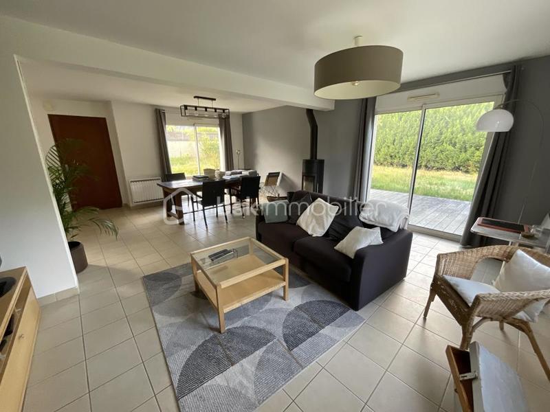 Maison - 101 m² - 5 pièces