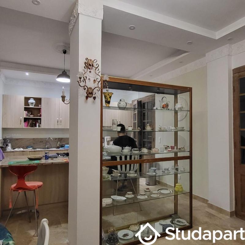 Chambre - 14 m² - 1 pièce