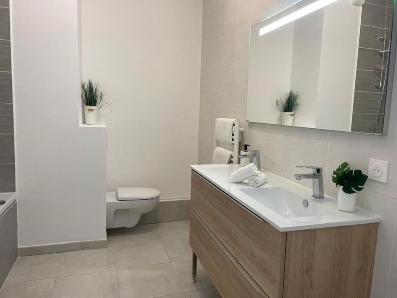 Appartement - 75 m² - 3 pièces