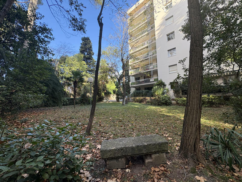 Appartement - 140 m² - 4 pièces