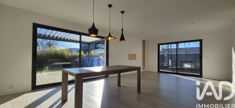 Maison - 110 m² - 4 pièces