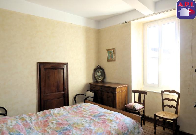 Maison - 128 m² - 7 pièces