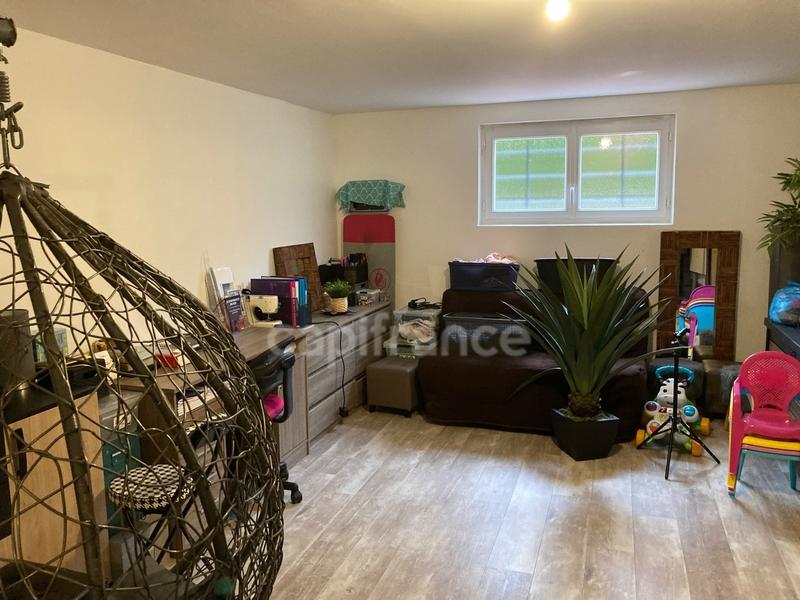 Maison - 143 m² - 7 pièces