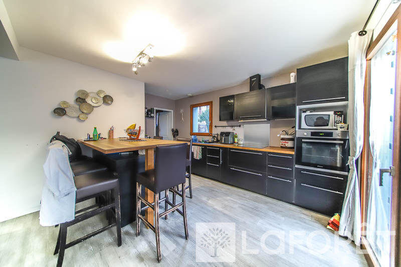 Maison - 103 m² - 5 pièces