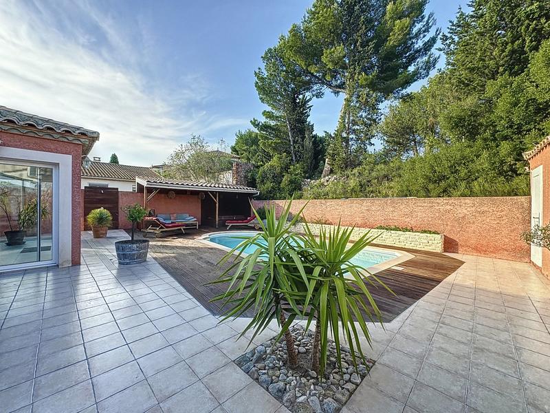 Villa - 190 m² - 8 pièces