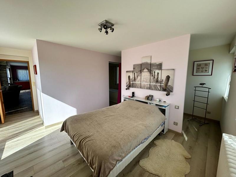 Maison - 180 m² - 7 pièces