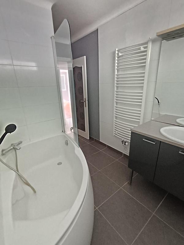 Appartement - 96 m² - 4 pièces