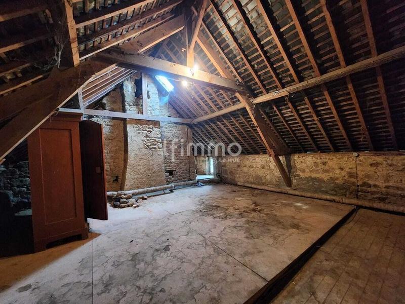 Maison en pierre - 132 m² - 6 pièces