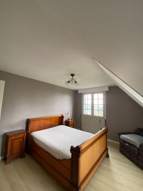 Maison - 291 m² - 9 pièces