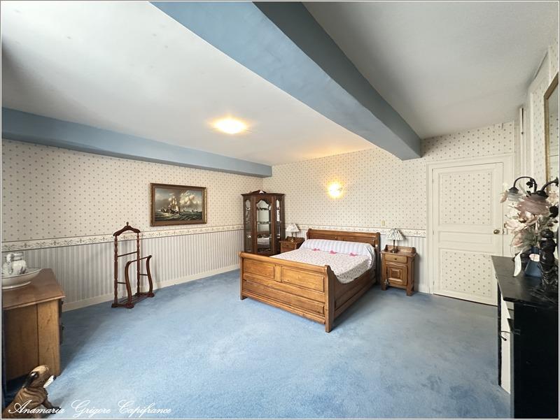 Maison de village - 231 m² - 6 pièces