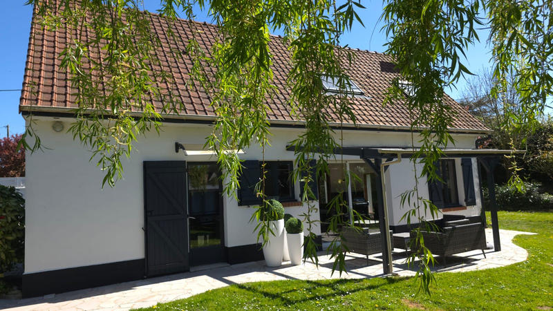 Villa - 90 m² - 4 pièces