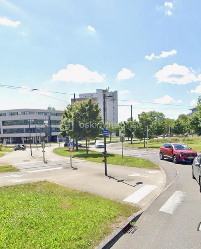 Local commercial - 178 m² - 1 pièce