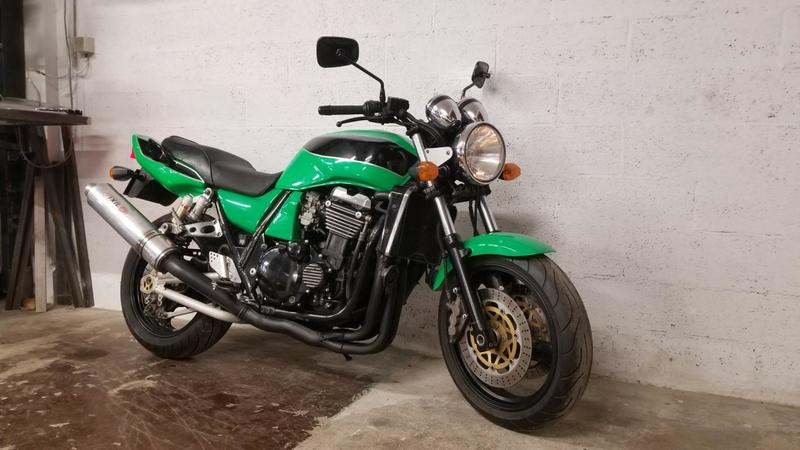 Kawasaki Zrx 1100 kawasaki vert 153