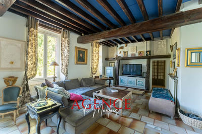 Propriété - 230 m² - 6 pièces