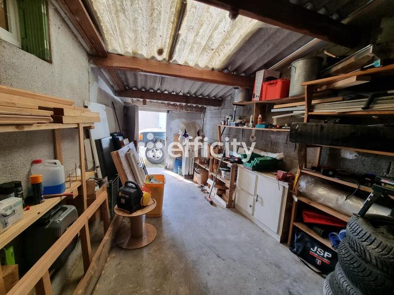 Maison - 90 m² - 6 pièces