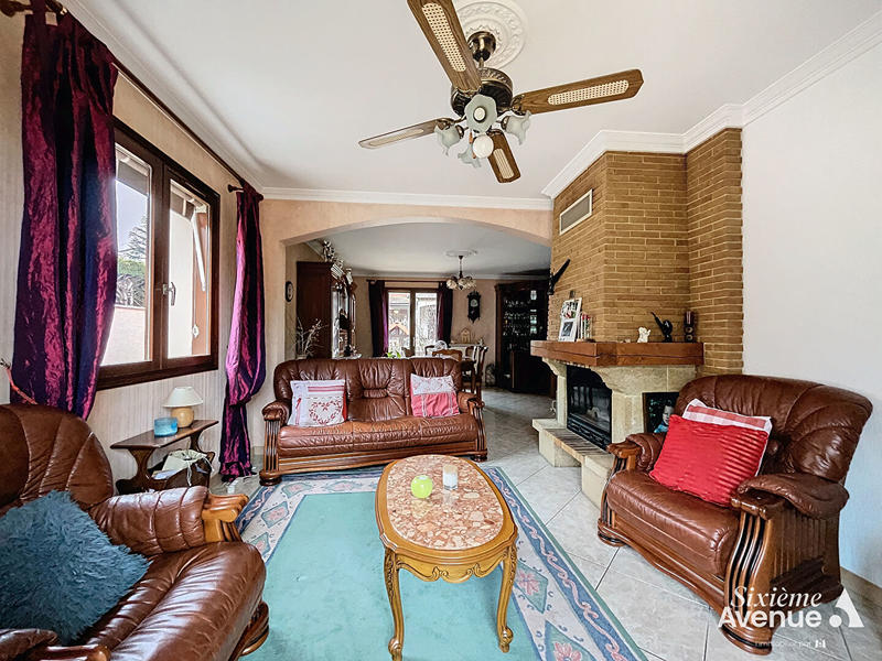 Maison - 157 m² - 7 pièces