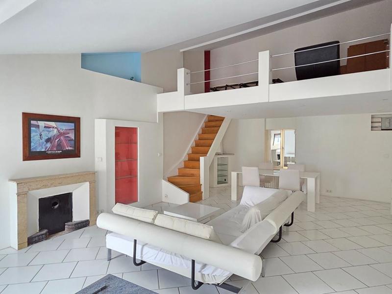 Appartement - 91 m² - 3 pièces