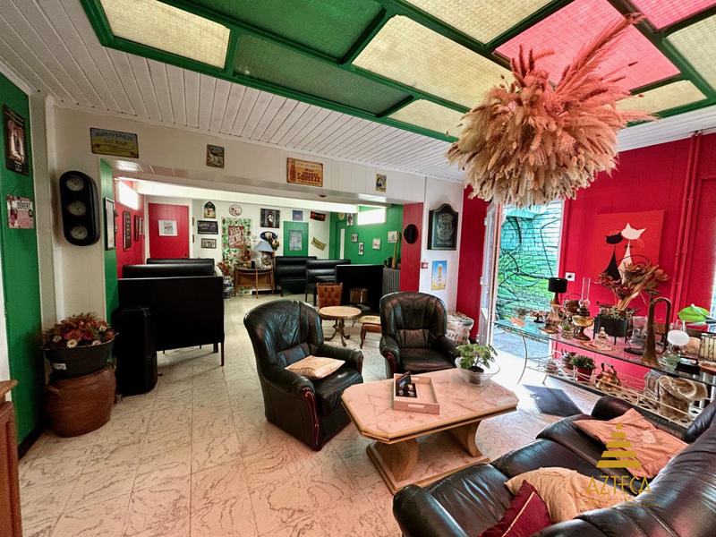 Local commercial - 240 m²