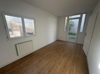 Maison - 97 m² - 5 pièces