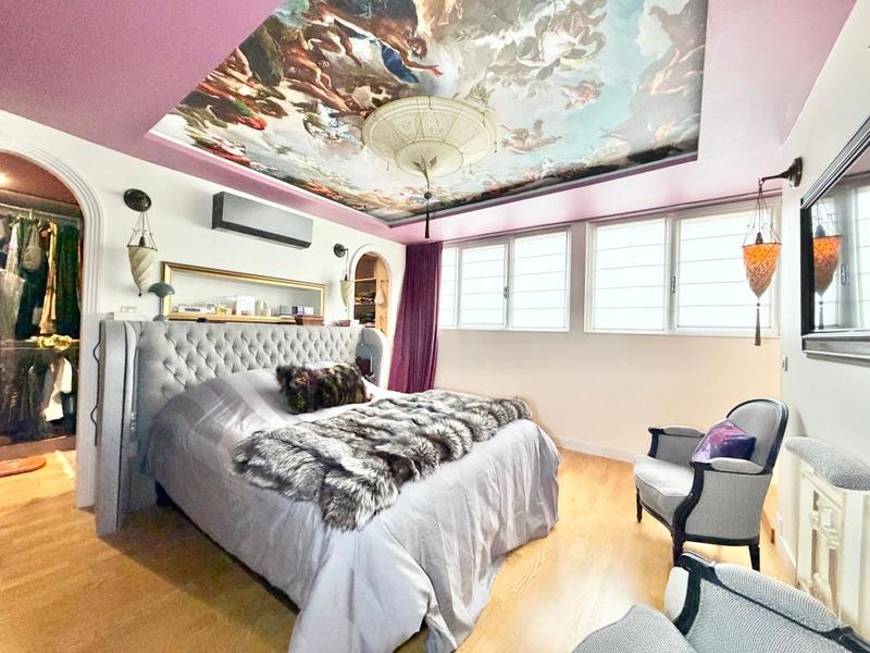 Maison de ville - 236 m² - 9 pièces