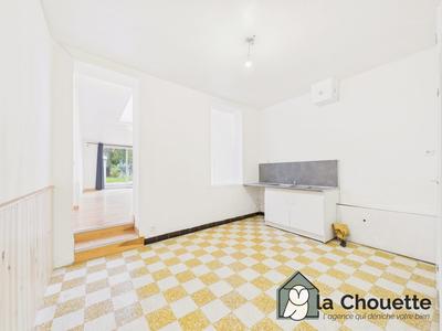 Maison - 93 m² - 4 pièces