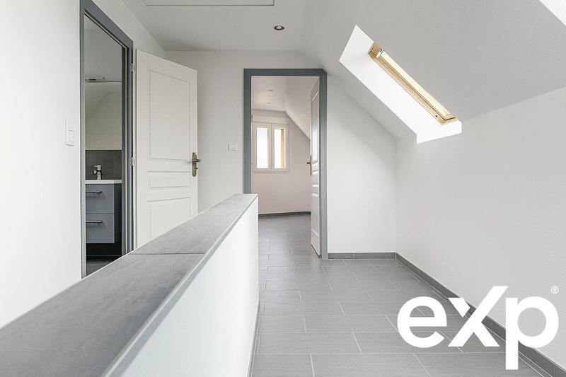 Duplex - 147 m² - 5 pièces