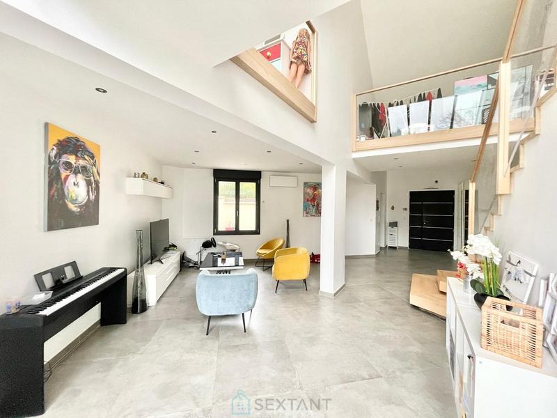 Maison d'architecte - 385 m² - 8 pièces