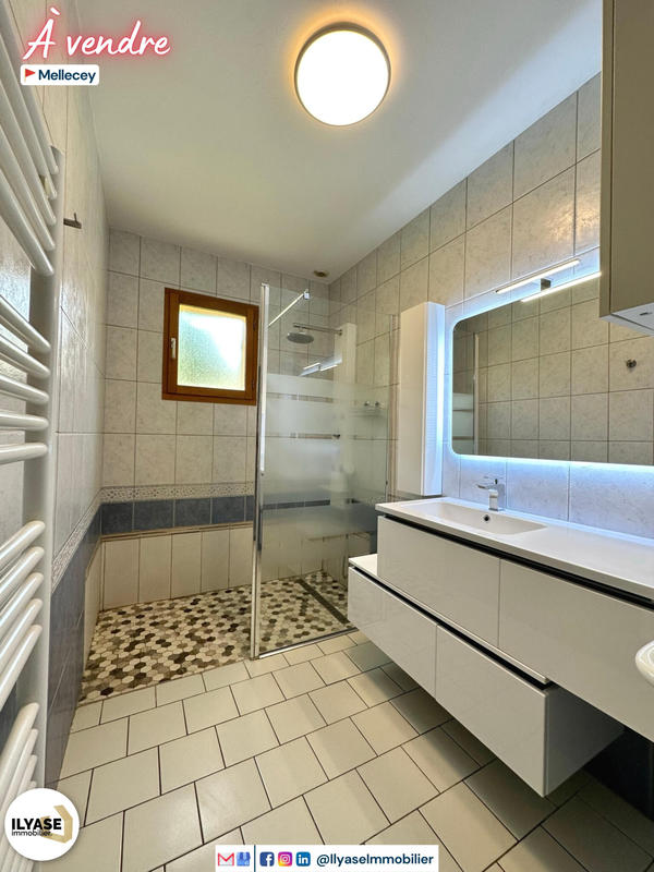 Maison - 96 m² - 4 pièces