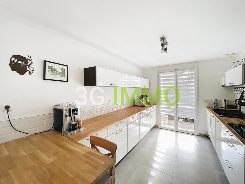 Maison - 80 m² - 5 pièces