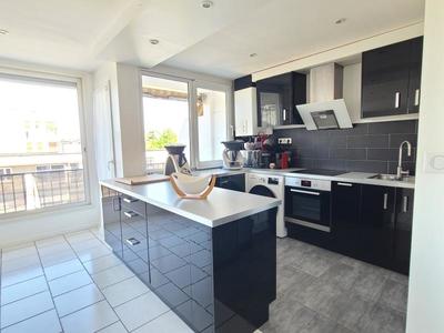 Appartement - 68 m² - 4 pièces