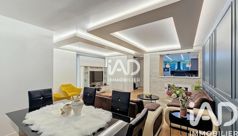 Maison - 99 m² - 4 pièces