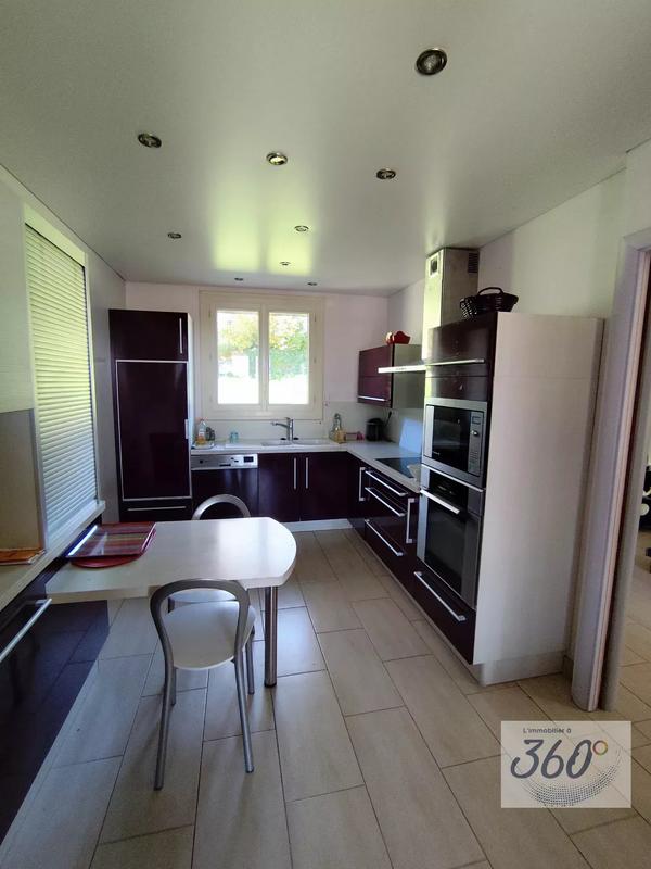 Maison - 143 m² - 6 pièces