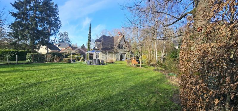 Maison - 170 m² - 7 pièces