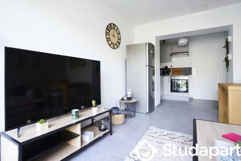 Chambre - 14 m² - 1 pièce