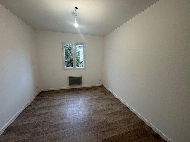 Maison - 102 m² - 4 pièces