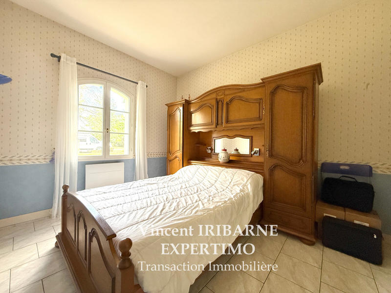 Propriété - 202 m² - 7 pièces