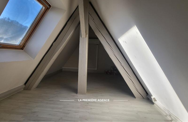 Duplex - 107 m² - 5 pièces