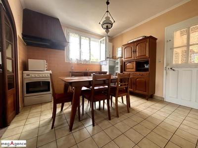 Maison traditionnelle - 116 m² - 6 pièces