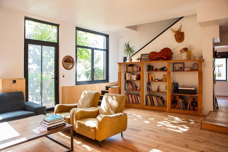 Maison - 312 m² - 14 pièces